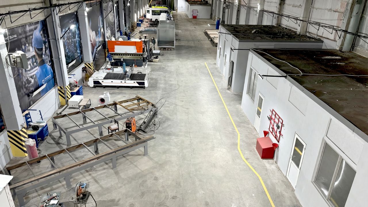 Компания 002.jpg Компания 002.jpg